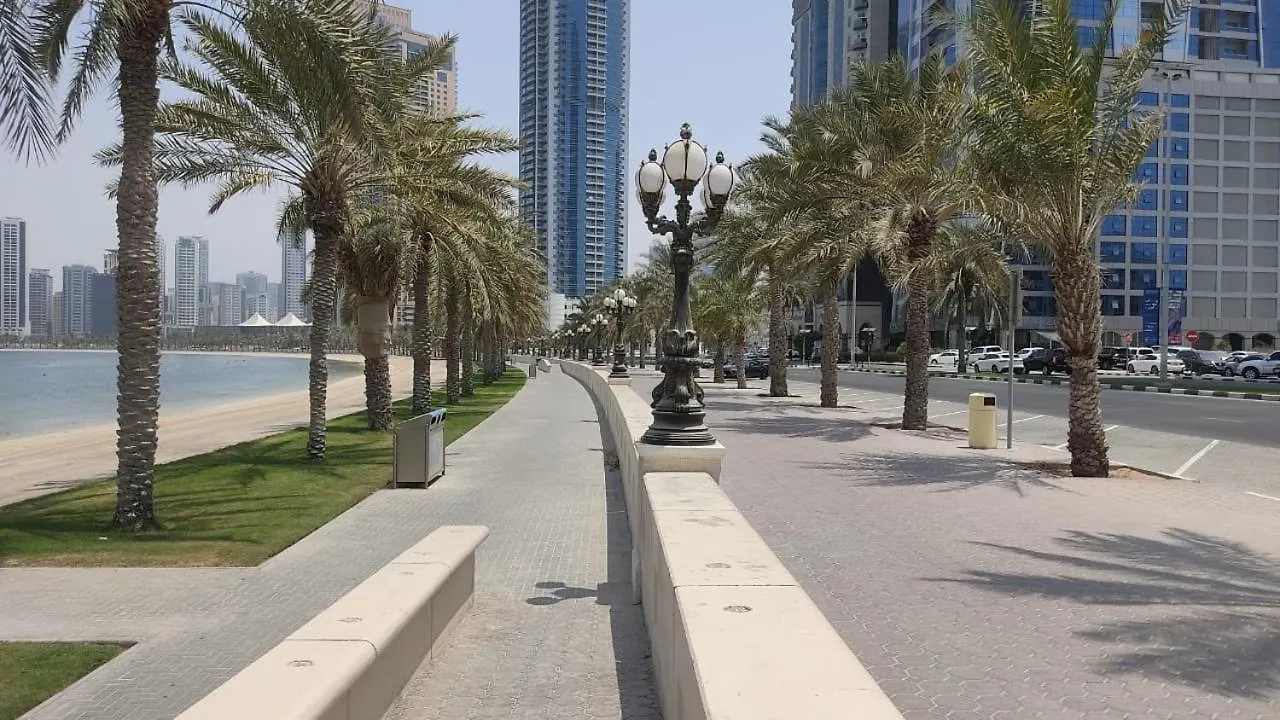 Smart Home Vacation Home Sharjah Apartment